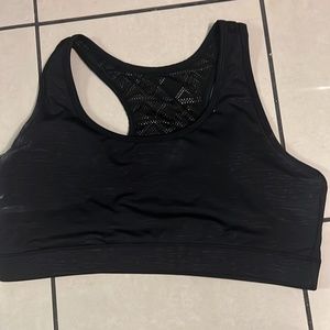 Xyia sports bra
